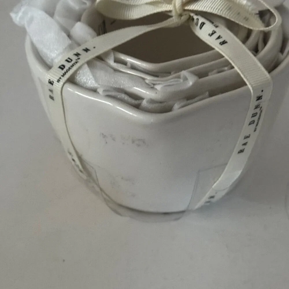 Rae Dunn Icon Measuring Cups New with Tags